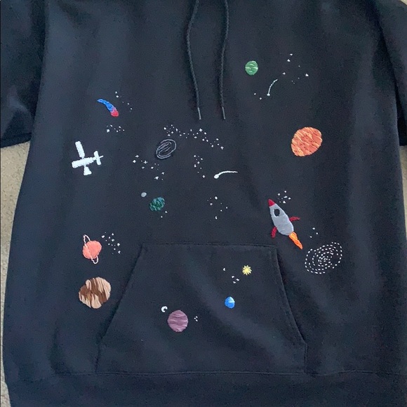 Hand embroidered black sweatshirt. - Picture 2 of 2
